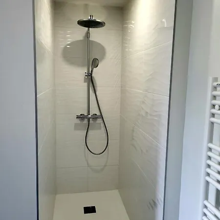 펜션 Bord De La Guichardiere