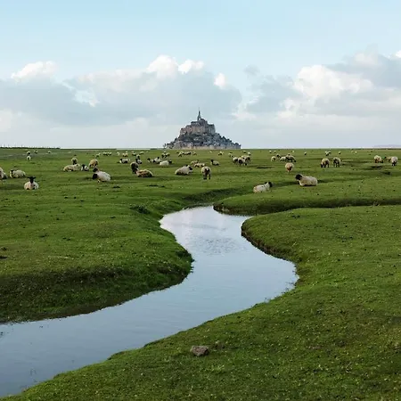 펜션 Bord De La Guichardiere Pirou